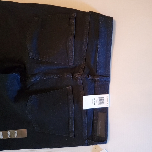 Calvin Klein Skinny Jeans - Picture 2 of 4